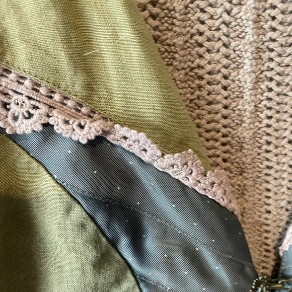 BKE Green and Gray Sleeveless Bustier Top - Picture 5 of 7